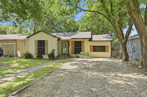 1020 W Brockett Street, Sherman, TX 75092 — photo 2