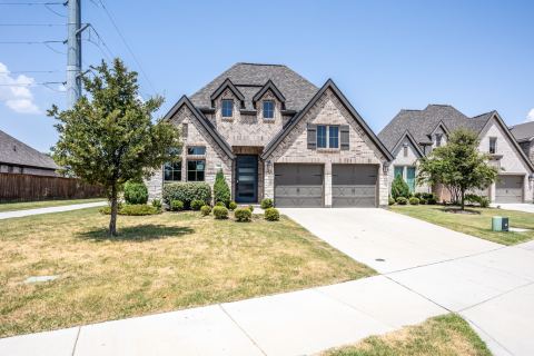 340 Moonvine Drive, Little Elm