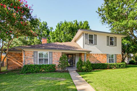 1904 Clover Trail, Richardson