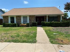902 Maydelle Lane, Garland