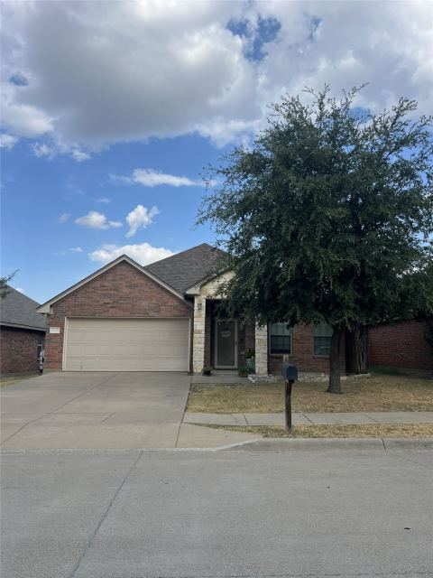 12305 Hunters Knoll Drive, Fort Worth