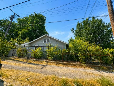 110 N Marlborough Avenue, Dallas, TX 75208 — photo 2