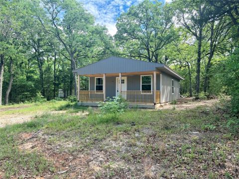 7137 Cayuga Drive, Mabank