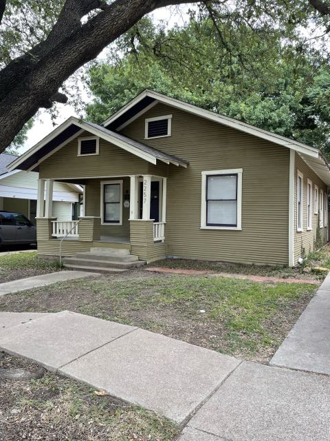 2257 College Avenue, Fort Worth