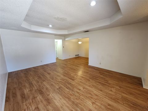 6702 S Creek Drive, Fort Worth, TX 76133 — photo 2