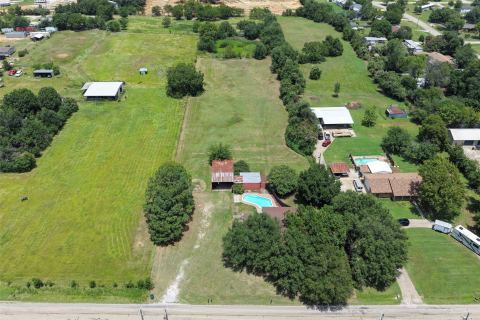 3629 Lucy Trimble Road, Burleson, TX 76028 — photo 2