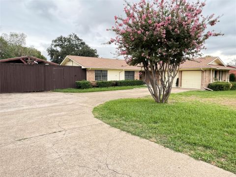 681 Surf Street, Lewisville, TX 75067 — photo 2