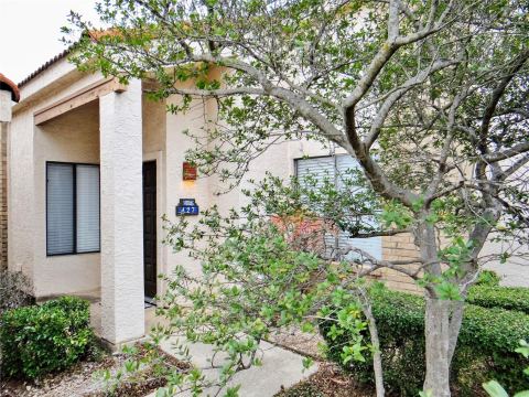 517 Ranch Trail 127, Irving, TX 75063 — photo 2