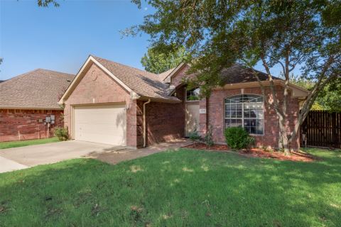 204 Fox Wood Drive, McKinney, TX 75071 — photo 2