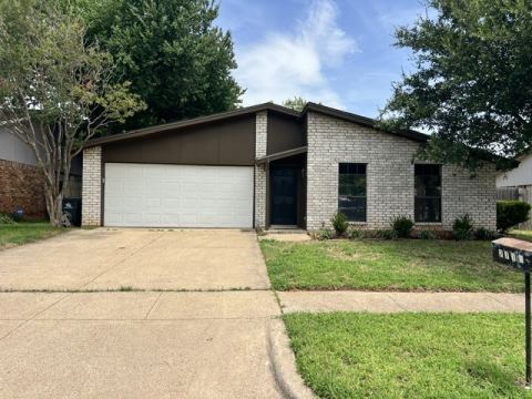 2711 Treeview Drive, Arlington, TX 76016 — photo 2