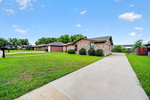 8312 Charles Street, Greenville, TX 75402 — photo 2
