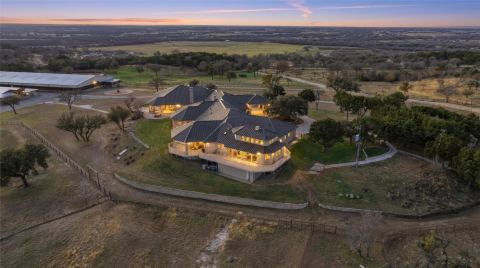 128 Countdown Trail, Weatherford