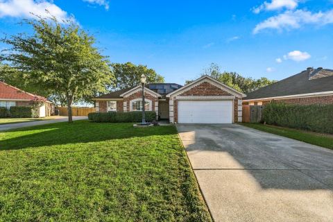 1722 Tonya May Lane, Mansfield, TX 76063 — photo 2