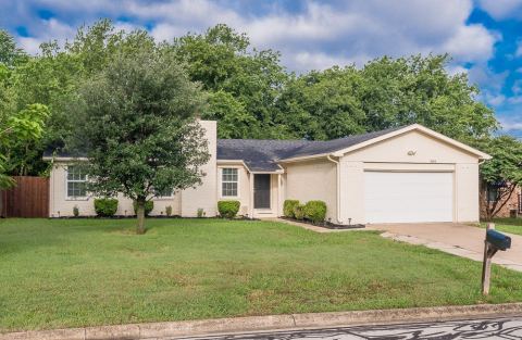 504 Circleview Drive, Mansfield, TX 76063 — photo 2