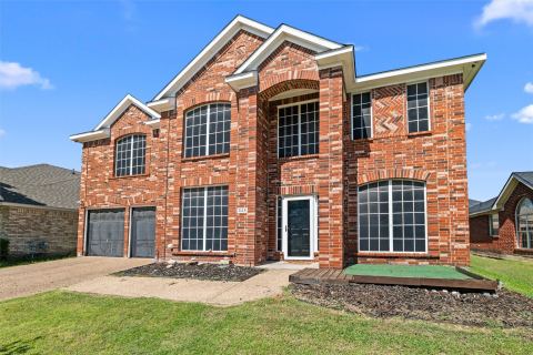 525 Magnolia Trail, DeSoto