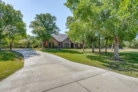 7259 Oak Creeks Court, Fort Worth, TX 76135 — photo 3