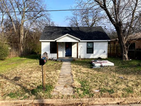 614 Beckworth Street, Sulphur Springs