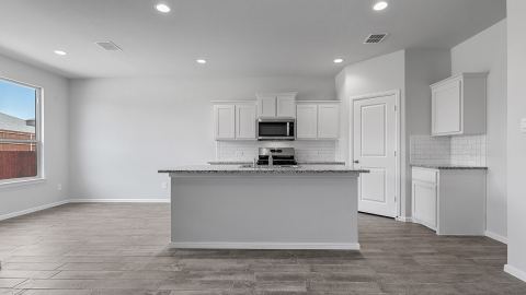 435 SUNDAY SILENCE Way, Granbury, TX 76049 — photo 3