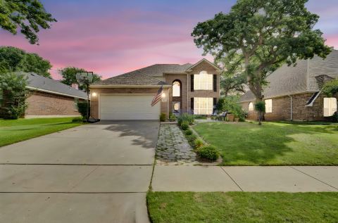 517 Crawford Drive, Burleson