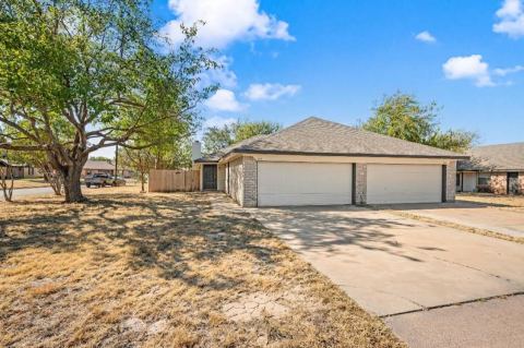 7714 Brandi Place 7714, North Richland Hills, TX 76182 — photo 2