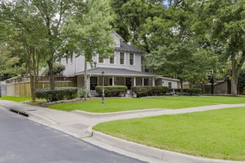 708 W Marvin Avenue, Waxahachie
