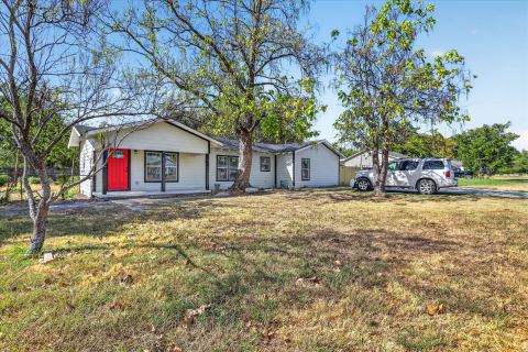 613 W Main Street, Crowley, TX 76036 — photo 2