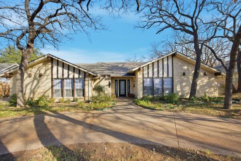 1620 Oak Meadow Drive, Irving, TX 75061 — photo 2