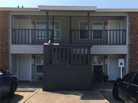 327 SE 3rd Street 202, Grand Prairie, TX 75051 — photo 2
