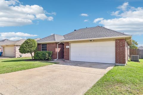 1504 Parrot Court, DeSoto, TX 75115 — photo 2