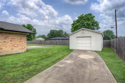 209 Myndi Circle, Sulphur Springs, TX 75482 — photo 2