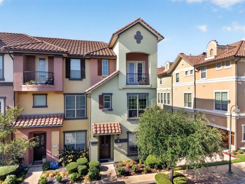 1563 Camino Lago, Irving