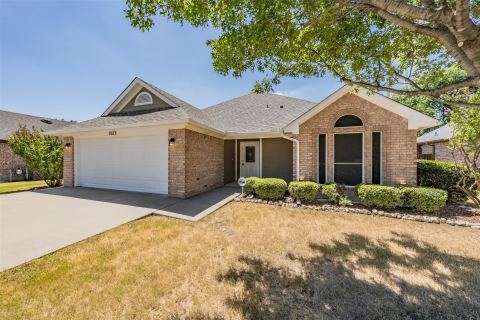 1023 Porter Place, Sanger, TX 76266 — photo 2