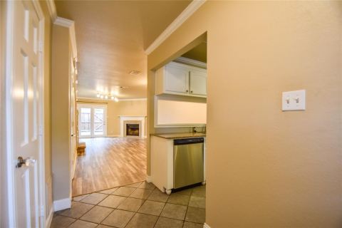 87 Winchester Drive, Euless, TX 76039 — photo 3