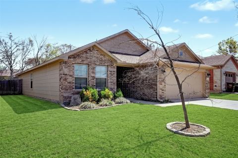 1827 College Street, Greenville, TX 75401 — photo 3