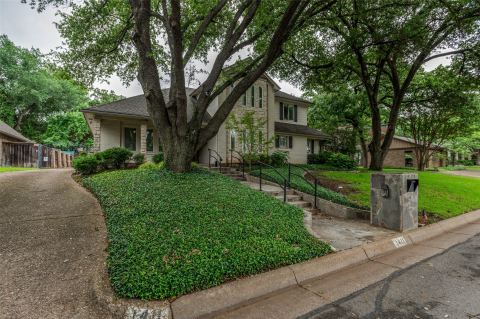 1411 Clubview Court, Arlington