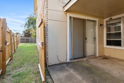2806 Spring Valley Drive, Bedford, TX 76021 — photo 3