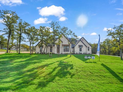2024 Forest Bridge Drive, Azle, TX 76020 — photo 2