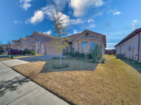 15816 Farringdon Street, Fort Worth, TX 76247 — photo 3