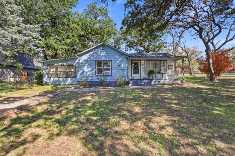425 Dunaway Lane, Azle, TX 76020 — photo 2