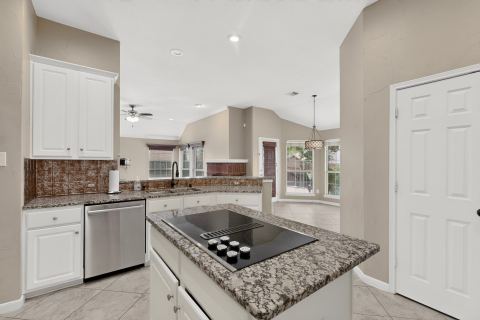 605 Oak Hollow Lane, Flower Mound, TX 75028 — photo 3