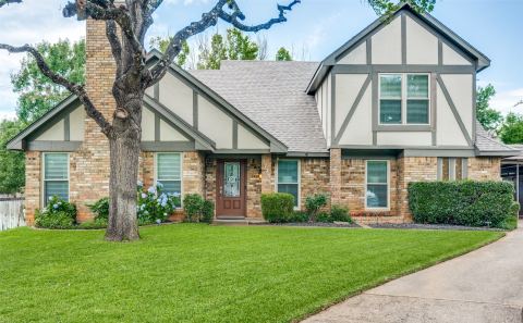 5725 Trails Edge Court, Arlington