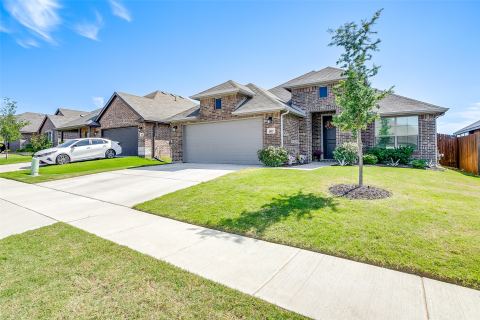 907 Beverly Drive, Cleburne, TX 76033 — photo 2