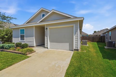 4306 Johnstown Lane, Forney