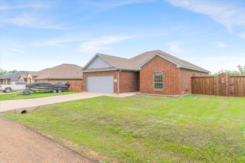 2422 Abigail Lane, Mabank, TX 75147 — photo 2