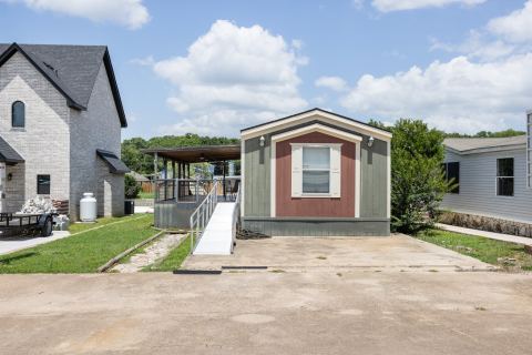 6619 Dayla Court, Granbury, TX 76049 — photo 3