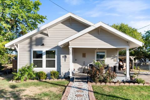 304 T A Carroll Avenue, Corsicana