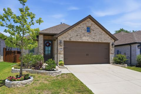 2430 Bathwick Lane, Forney
