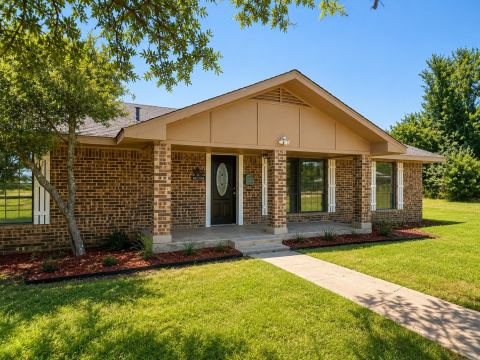 150 Sandlin Court, Springtown, TX 76082 — photo 2