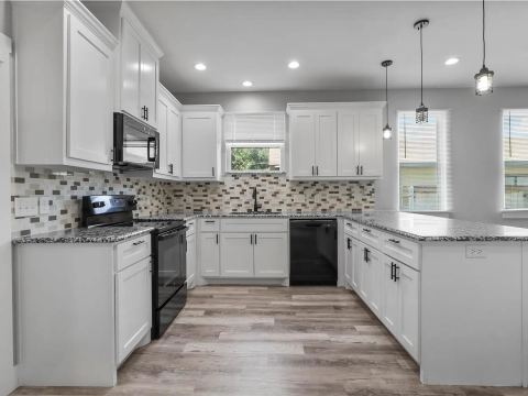 1104 W Elm Street, Denison, TX 75020 — photo 3