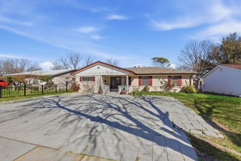 242 W Cober Drive, Grand Prairie, TX 75051 — photo 3